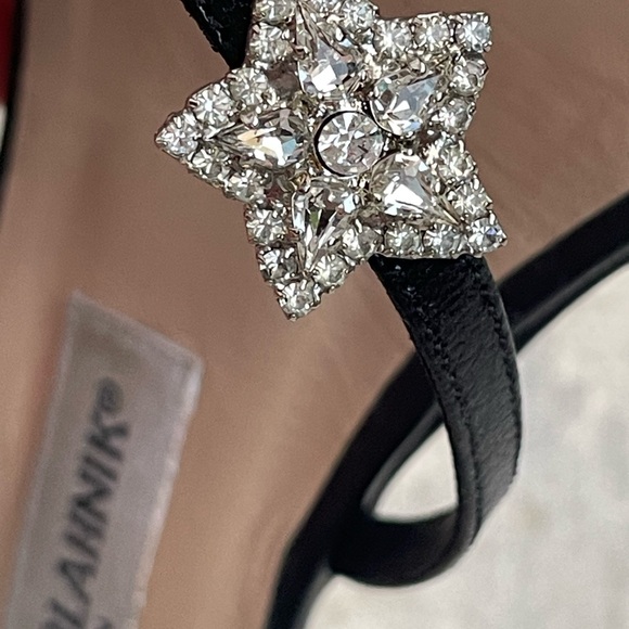 Authentic Manolo Blahnik sandals with crystal stars. - Picture 11 of 17